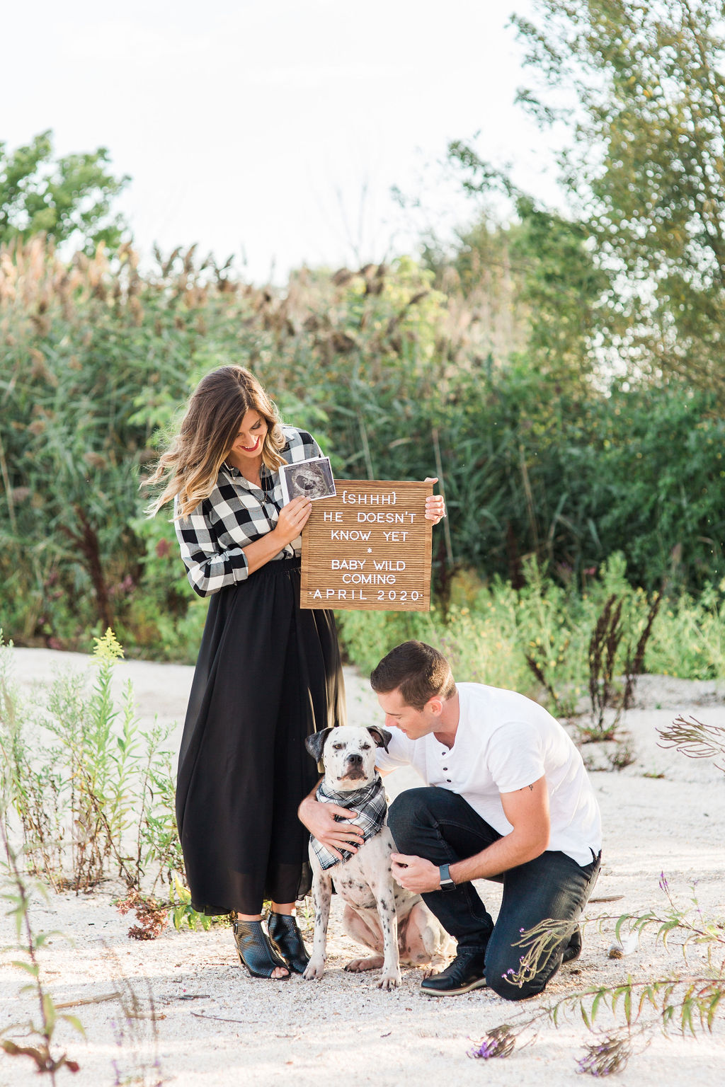 In four years of marriage, we’ve experienced a very long season of waiting for our family to grow. But in that season, our marriage grew stronger and our hearts have been prepared for our Wild child to join the clan in April 2020! Here are the 3 anniversary traditions we do each and every year and photos from our anniversary photo session with Kim Kedinger Photography. | Stay Wild Love #anniversary #pregnancyannouncement #buffalocheck